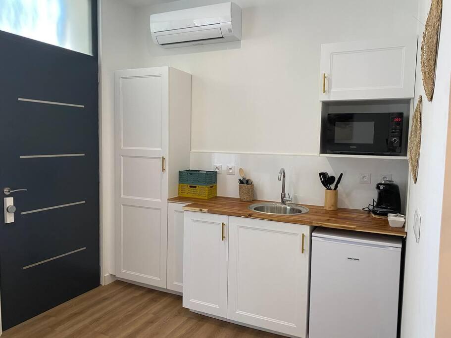Narbonne : Logement Idealement Situe ภายนอก รูปภาพ