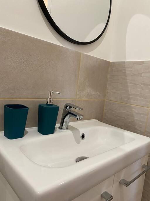 Narbonne : Logement Idealement Situe ภายนอก รูปภาพ